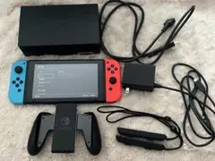 Nintendo Switch 本体 赤/青 充実の付属品