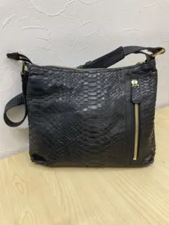 BagLione ブラックヘビ柄ショルダーバッグ