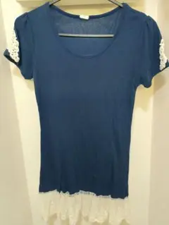 【最終価格・美品】袖・裾レース　半袖カットソーM　ネイビー　重ね着インナー