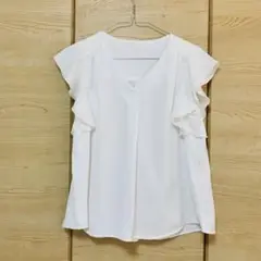 フレアトップス　Vネック　シンプル　大人