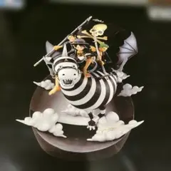 ワンピース　マスターマインド　コラボ　フィギュア