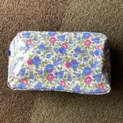pbi 花柄ポーチ
