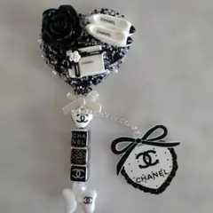 Item thumbnail for item 2ce8aa56-42b6-41dc-8fae-049df828cf7c