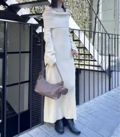 [mline]オフショルワンピース