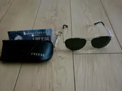 ☀️早い者勝ち☀️FREESE サングラス　度なし　オシャレ