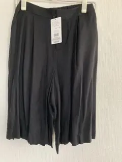 インディビィ　黒のハーフパンツ　未使用品