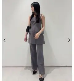 ペプラムトップスフレアパンツセット