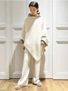 MUSE【LAUREN MANOOGIAN FOLD ポンチョ】