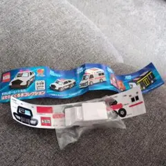 すかいらーく　ガスト　トミカ　はたらくくるまコレクション　救急車　【新品未使用】