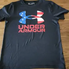 アンダーアーマー　YXL　ブラック　Tシャツ
