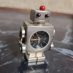 ロボット型時計