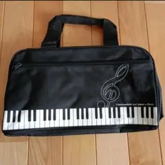 音符柄　ボストンバック