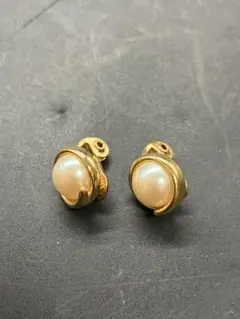 Item thumbnail for item fa805c18-0199-43e6-94ca-7a020036ab2d