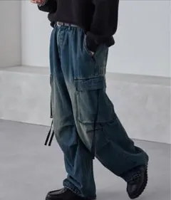 ダークブルー カーゴデニムパンツ