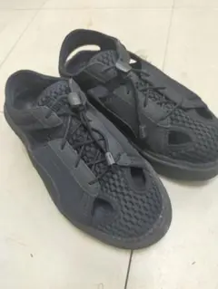 PUMA〇プラットフォームサンダル