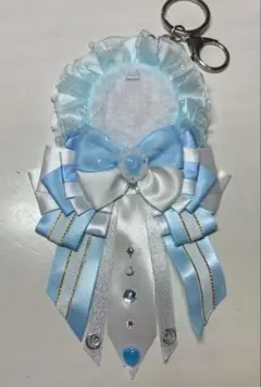 缶バッジ ホルダー ハンドメイド 水色 キーホルダー