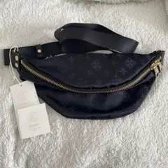 新品！russet ボディバッグ