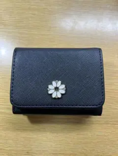 ブラック三つ折りがま口財布