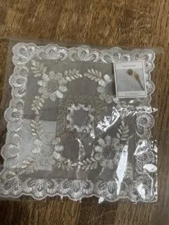 スリーコインズ 3COINS レースクロス