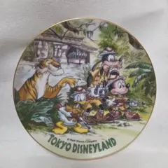 Item thumbnail for item f880bf8a-f896-43da-acb0-6a03429babd9