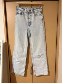 upper hights ライトブルーストレートデニム