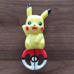 レトロ ピカチュウ ハサミ ポケットモンスターベストウイッシュ マスコット文具