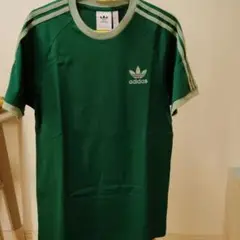 adidasＴシャツ　グリーン　メンズＳ