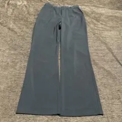 黒　フレアズボン