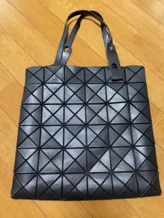 BAOBAOバオバオ イッセイミヤケ　トートバッグ マットブラック