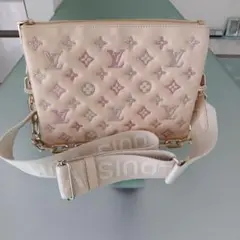 Item thumbnail for item f285d92f-5ce6-4070-b03f-29030f438bd7