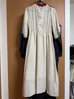 earthアイボリー 七分袖 ロングワンピース
