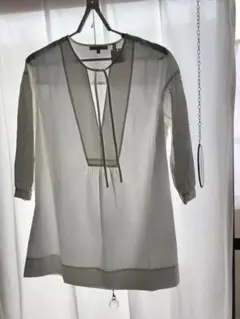ブラウス　新品未使用