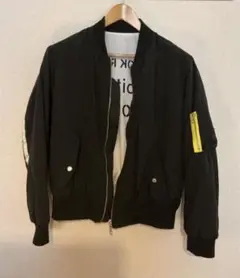 【美品】ONE OK ROCK Ambitions2017 MA-1 Mサイズ
