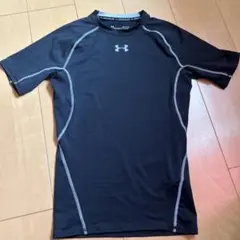 早い者勝ち！アンダーアーマー　アンダーシャツ