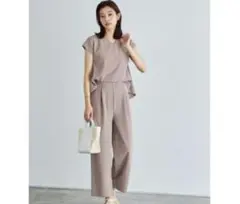 Pierrot フレンチスリーブ セットアップ ベージュ