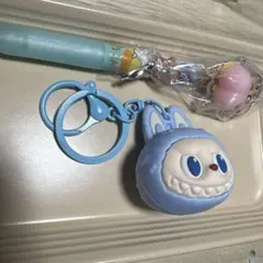 ラブブ　キーホルダー