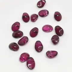 【1052】ガラスチャーム 小 小豆色 20個 300円
