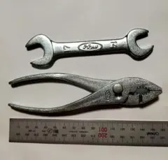 Item thumbnail for item 4c4141ab-d772-4dac-871d-00ec3d479815