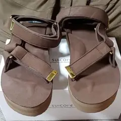 スイコック suicoke アパルトモン 別注 6 ブラウン ストラップサンダル