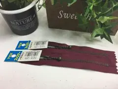 玉付きファスナー