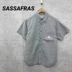 美品☆【SASSAFRAS】ササフラス　コットン×リネン　チンストラップ ササフラス 美品 シャンブレー チンストラップ 半袖 シャツ