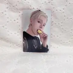 ATEEZ アチズ ウヨン トレカ ポップアップ LINE FRIENDS