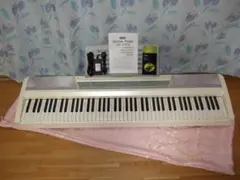 【送料込】電子ピアノ KORG SP-170S-WH スタンド・ペダル付