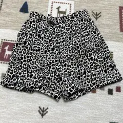 レオパード　ショートパンツ