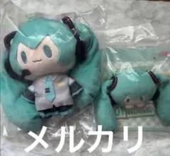 bilibili BEMOE 初音ミク　ぬいぐるみ　バッジ　マジカルミライ