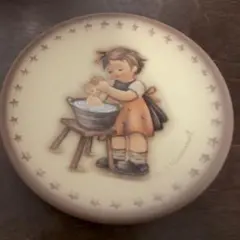 ドイツ　ゲーベル　小皿　ミニプレート　壁掛け　M.J.Hummel　 23/25