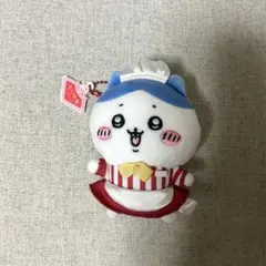 ちいかわレストラン ホール担当なマスコット ハチワレ