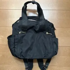 黒のショルダーバッグ