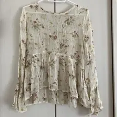 ZARA 花柄フレアデザインブラウス　ザラ