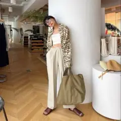 Item thumbnail for item 229c6254-1dd8-46ce-9c53-b4704205d56e